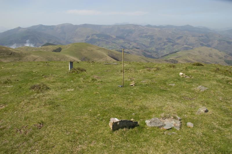 Cromlech tumular de Amonamotzeko kaskoa